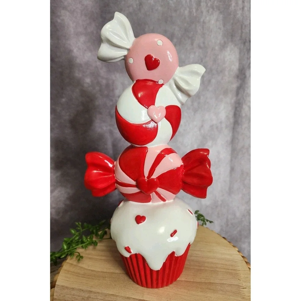 Christmas Cupcake Candy Stack Tabletop Figurine Hearts Candies Resin 12